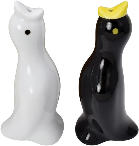 R&M International Set of 2 Black and White Pie Bird Vents