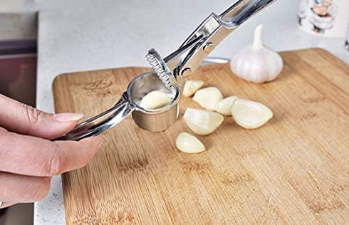 Garlic Press Heavy Duty Stainless Zinc Alloy Mashed Garlic Crusher Peeler Chopper Maker