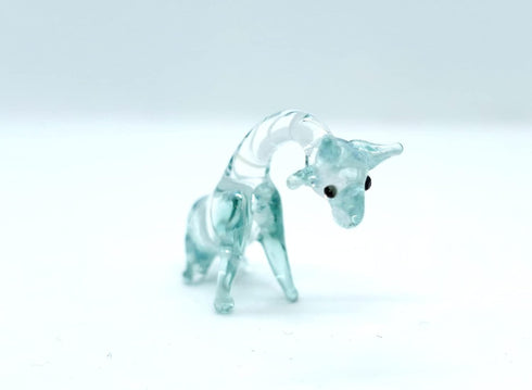 Giraffe Glass Handmade Figurine – Tiny Blown Glass Animal – Miniature Collectible Sculpture – Unique Wildlife Décor Gift