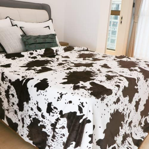 Country Cozy 90"x108" Fleece Blanket King Size, Oversized Soft Plush Cow Print Throw, Full Size Blankets for Bed Couch