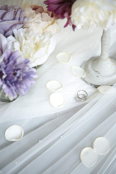 Floroom 300pcs Rose Petals, Ivory Faux Silk Flower Petals for Wedding, Aisle Scatter, Party Confetti, Romantic