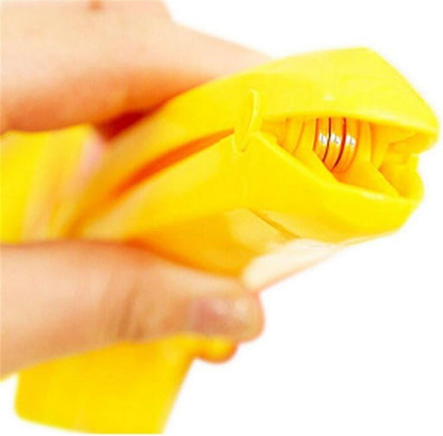 1 PCs Creative Stainless Steel Banana Chopper - Fruit Cutter & Vegetable Peeler, Yellow