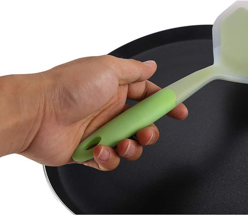 Omelette Spatula 10-Inch Silicone Pancakes Shovel, Durable Heat-resistant Wide Turner for Eggs, Crepes, Pizza (Green)