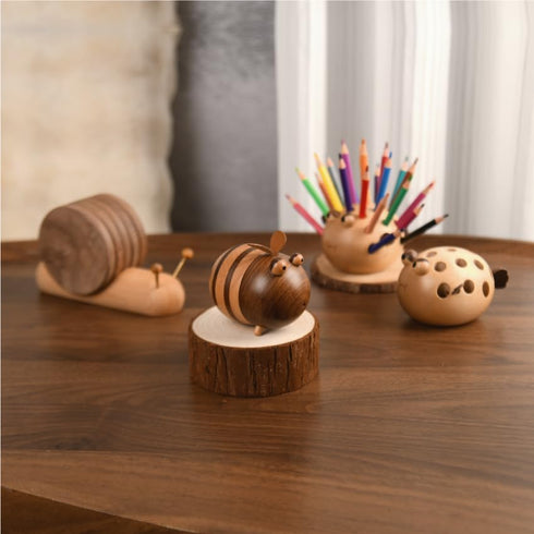Bee Toothpick Holder Dispenser - Unique Kitchen Gadgets for Home Decor, Cute Accessories for Bee Lovers, Includes 150