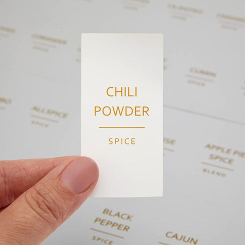 Talented Kitchen 140 Pack of Minimalist Spice Jar Labels, Preprinted Water Resistant Stickers (Gold Text)