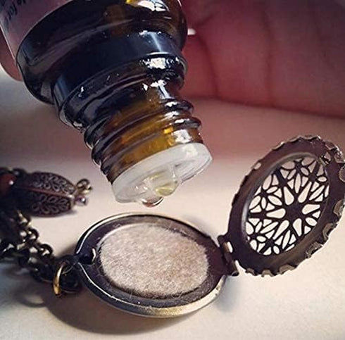 AUEAR 100 Pack Replacement Felt Pads for Essential Oil Diffuser Locket Necklace, 0.87 inch
