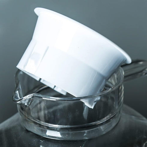 Glass Water Pitcher Lids - Food Grade Plastic Anti-Dust Stoppers for Water Jug, 2 Pieces (White)