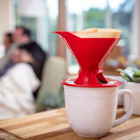 Melitta 640820 Ready Set Joe Filter Cone, Pourover Cone Manual Brewer, One Cup Brewer, Red