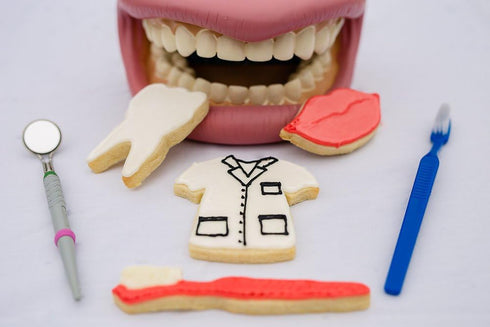 Dentist Party Tooth and Toothbrush Cookie Cutter Set, 2 Piece, Tin Plated Steel