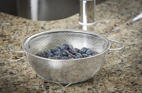Tablecraft 2.5 Quart Colander with Handles, Stainless Steel