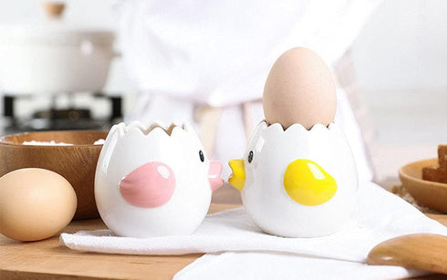 LuoCoCo Cute Egg Separator, Ceramics Vomiting Chicken Egg Yolk White Separator, Kitchen Gadget Baking Tool (Yellow)