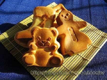 Palksky 20 Cavity Large Gummy Bear Mold, Big Bear Crayon Mold for Brownie Muffin Chocolate and Candy