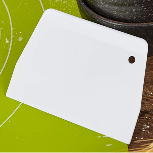 White Plastic Dough Scraper - Cream Smooth Cake Flour Spatula Cutter Baking Tool for Kitchen and Dining