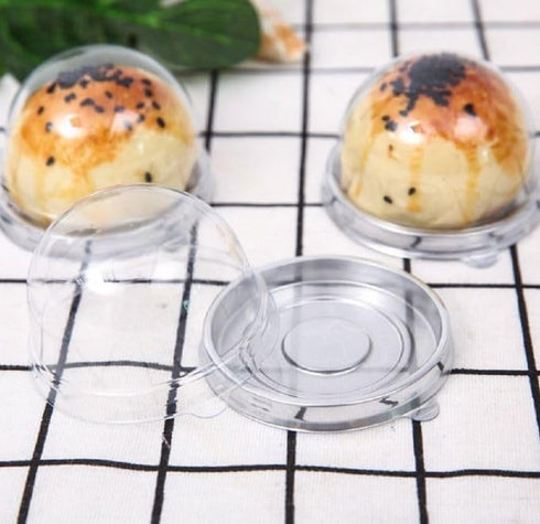 Hewnda 50 Pack Clear Plastic Mini Cake Box, 2 Inch Muffins Cookies Dome Box for Wedding Birthday Gift (Silver)