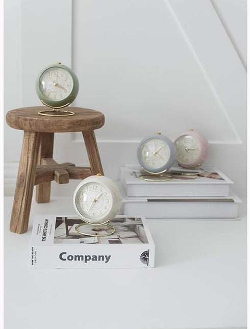 SHISEDECO Small Table Clock, Classic Non-Ticking Tabletop Alarm Clock with Backlight, Battery Operated Astronaut Desk