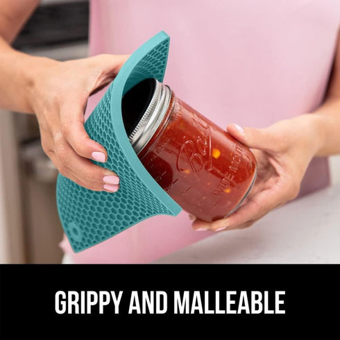 Gorilla Grip 4 Piece Silicone Oven Mitt and Trivets Set, Waterproof, Cotton Lined, BPA-Free, Turquoise