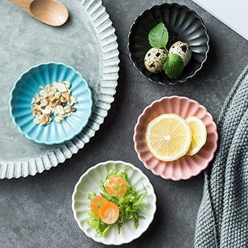 Gaolinci 3.5 Inches Flower Shape Ceramic Sauce Dish, Mini Side Seasoning Dish, Set of 4 Porcelain Small Saucer Dishes