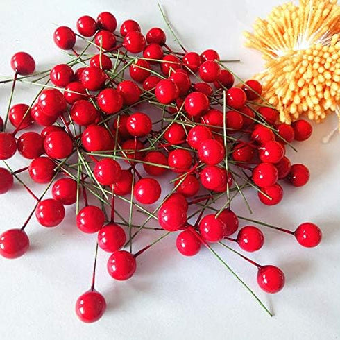 Artificial Holly Berries, 10 mm Fake Berries on Wire for Christmas Tree Decorations, 300 Pieces (Red+Gold+Silver)