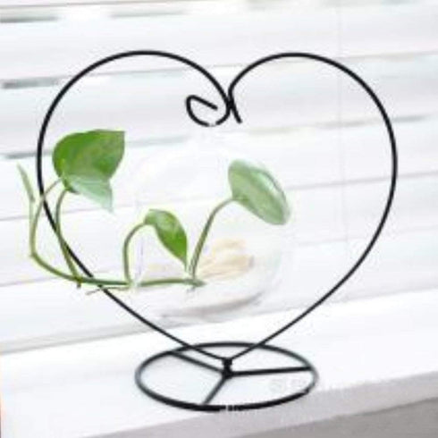 Heart-Shaped Iron Plant Stand for Air Plants - Stylish Hanging Holder
