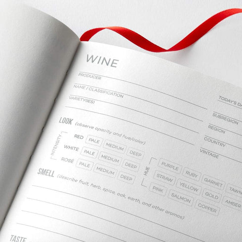 Wine Folly Wine Tasting Journal – Guided Notebook for Wine Notes (B6, 5"x7") with 4-Step Tasting Method