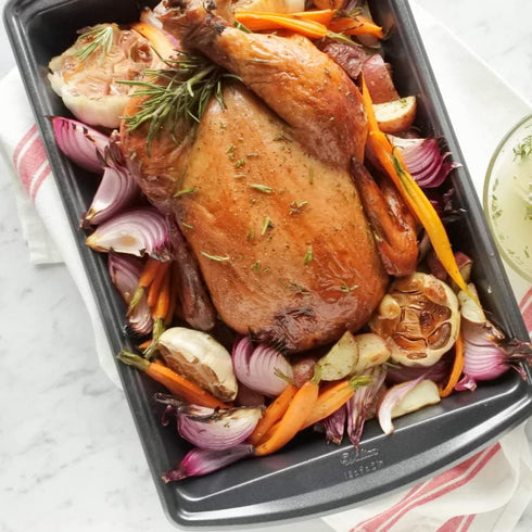 Wilton Advance Select Premium Nonstick Oblong Baking Pan, 9 x 13-Inch Steel, Silver