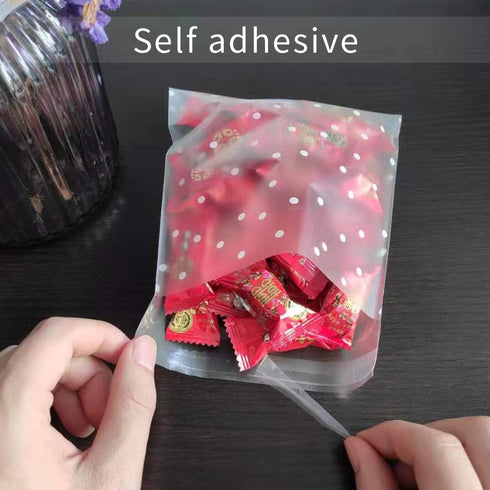 Vasdoo Self Adhesive Treat Cellophane Cookie Bag - White Polka Dot Party Favor Bag (5.5 x 5.5 inches, 100 Pcs)