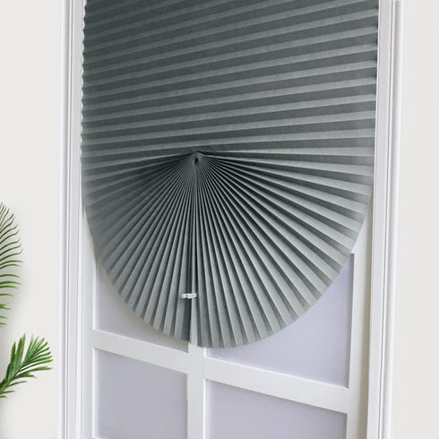 2 Pack Temporary Window Blinds, Self Adhesive Pleated Cordless Fabric Shades, Blackout for Bathroom Kitchen Office