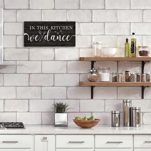 FWIEXA In This Kitchen We Dance Rustic Wood Sign, Funny Wall Art Sign Plaque, Farmhouse Wooden Hanging Wall Decor for
