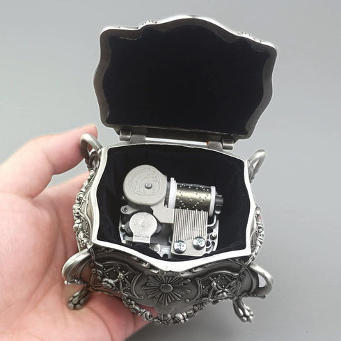 ROSIKING Emboss Alloy Metal Music Box Wind Up Antique Jewelry Musical Boxes Christmas Birthday Valentine's Day Gifts