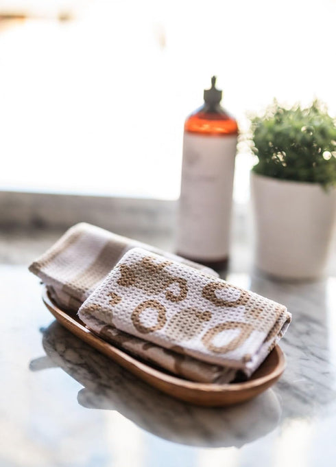2 Pack || Double Sided || Waffle Weave Microfiber || Tea Towels || Highly Absorbent || Hanging Loop || Dish Cloths ||