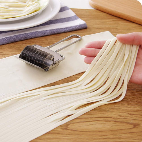 Kakalote (6.30 2.76 1.22inchs) Pasta Maker Stainless Steel Noodle Lattice Roller Pastry Wheel Cutter Spaghetti Maker