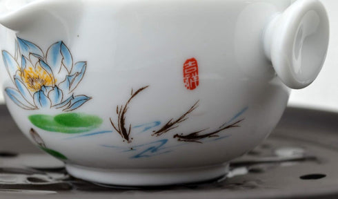 Liang baobao Convenient Teapot Cup, Porcelain Teacup, White Glazed Travel Tea Set (Lotus)