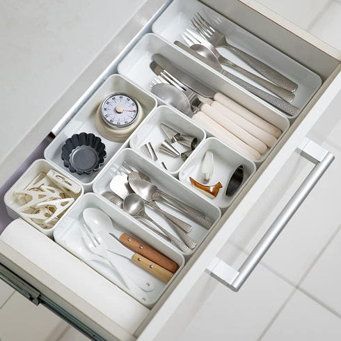 RAUVOLFIA 6 Pack Plastic Drawer Organizer Set, White Bathroom Vanity Trays for Makeup, Jewelry, Office, and Kitchen