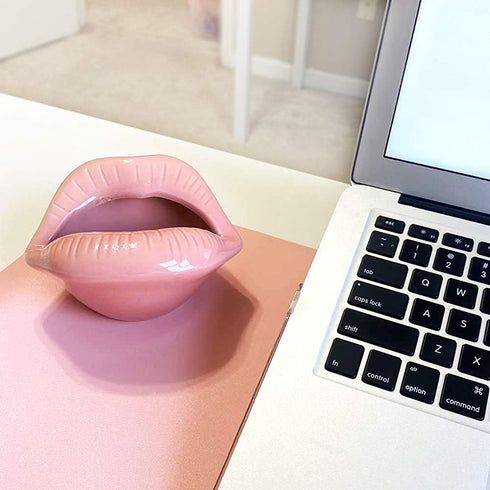 Ceramic Lip Shape Ashtray - Cigarette Ash Holder, Smoking Accessories, Creative Cigar Ash Tray for Home Office Decor
