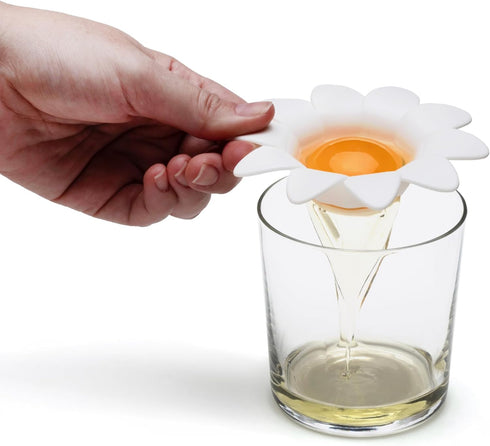 Peleg Design Daisy Plastic Egg Separator, Cute Flower Design Egg White Yolk Divider Kitchen Gadget
