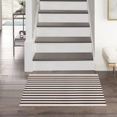 LEEVAN Washable Proch Rug, Soft Entryway Rug 2.3'X3.6', Black and White Cotton Woven Bathroom Decor