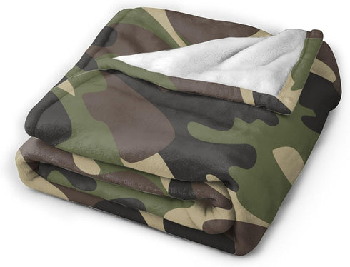 Perinsto 60"X50" Military Camouflage Pattern Throw Blanket Ultra Soft Warm All Season Green Camo Decorative Fleece