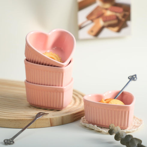 Sizikato Heart-Shaped Porcelain Souffle Dishes, Ramekins - 3.5 Inches, Set of 4 for Souffle, Creme Brulee