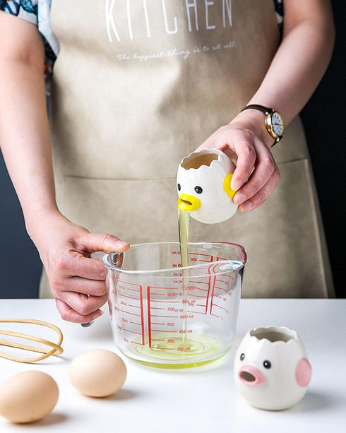 LuoCoCo Cute Egg Separator, Ceramics Vomiting Chicken Egg Yolk White Separator, Kitchen Gadget Baking Tool (Yellow)