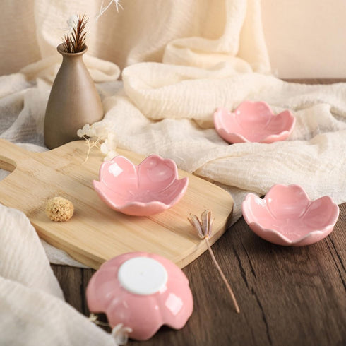 FUYU 4pcs Sakura Shaped Ceramics Seasoning Dishes, Spice Dishes, Salad Soy Sushi Wasabi Dipping Bowls