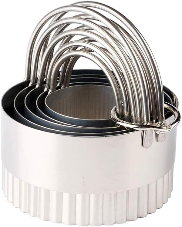 Stainless Steel Biscuit Cutters Set for Baking, 5 Pieces Fluted Round Cookie Cutters with Handle