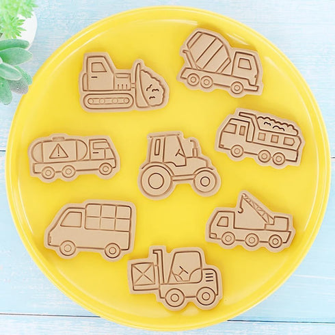 8 Set Set Transportation Vehicle Cookie Cutters with Plunger Stamper Piece Construction Vehicles Cookie Cutters Car