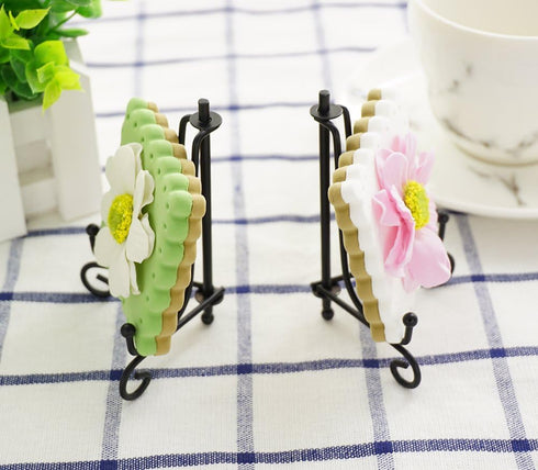 Artliving 3.5 Inch Black Mini Iron Stand Cookie Holder Display Easels, 4 Pack for Weddings, Birthday Party