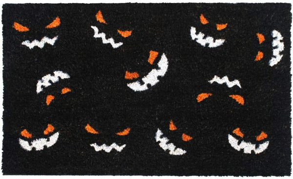 White Tufted Pumpkin Faces Doormat - 18" x 30"