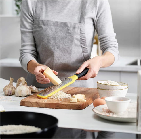 Joseph Joseph 20169 GripGrater Paddle Grater, Easy-grip Handle, Coarse Stainless-Steel Blades, Yellow