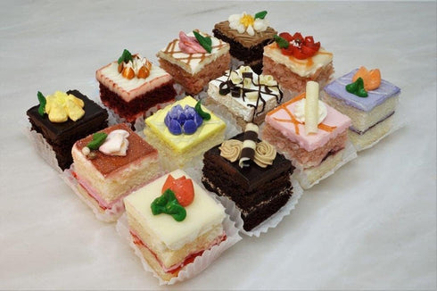 Webake Silicone Square Mold 3x3 Inch Mini Cake Pan, Pack of 4 for Individual Portion Baking Molds