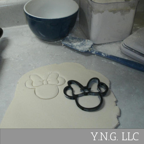 THEMED MAGICAL MOUSE COOKIE CUTTER, BOW HEAD FACE CARTOON CHARACTER, MADE IN USA PR530S