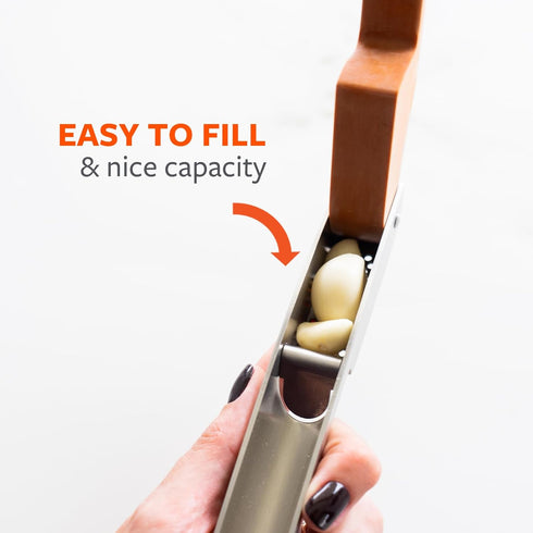 Full Circle Crushed It - Easy-Clean Stainless Steel Garlic Press - Effortless Crushing and Quick Mess-Free Clean-Up