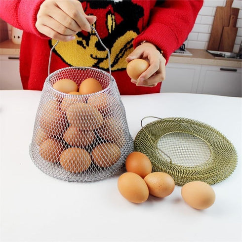 Collapsible Round Egg Basket - Metal Wire Storage with Handles, Golden Basket for Family Farm Gathering, Holds 20-25