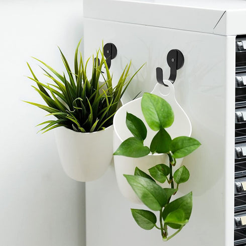 Magnetic Wreath Hanger for Front Doors, 2 Pack Metal Wreath Holder for Wreath Decorations on Steel Door